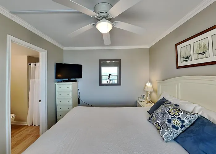 Surfside Shores I 1802 *